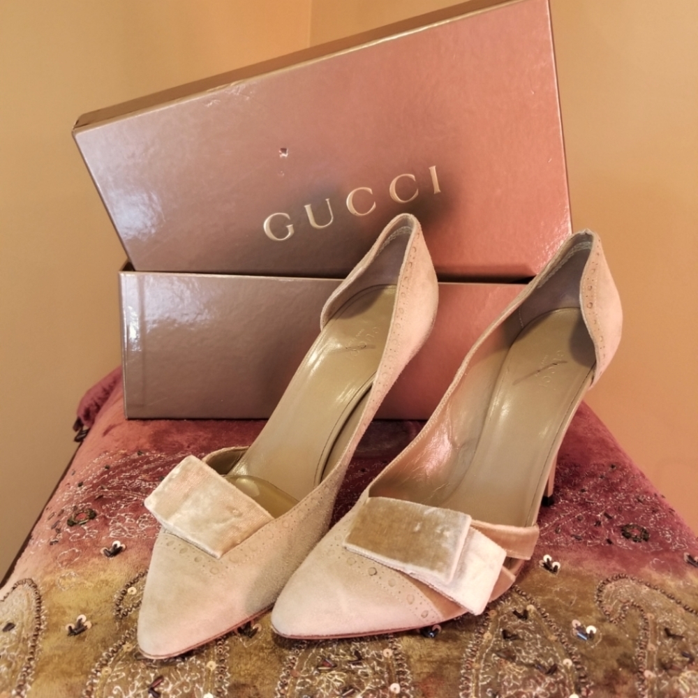 Womens Tan Dorsay Pumps